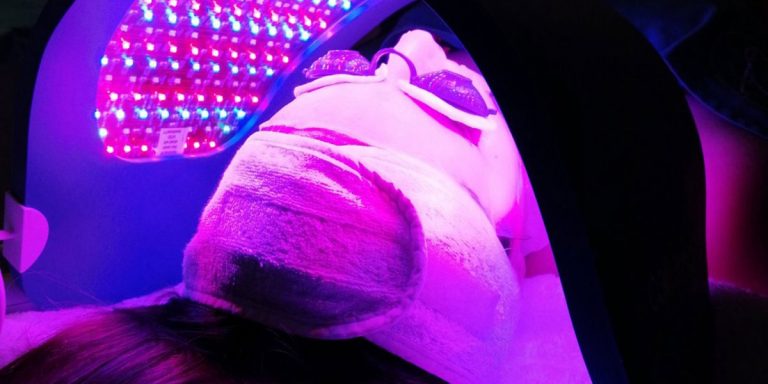 CELLUMA LED Light Therapy